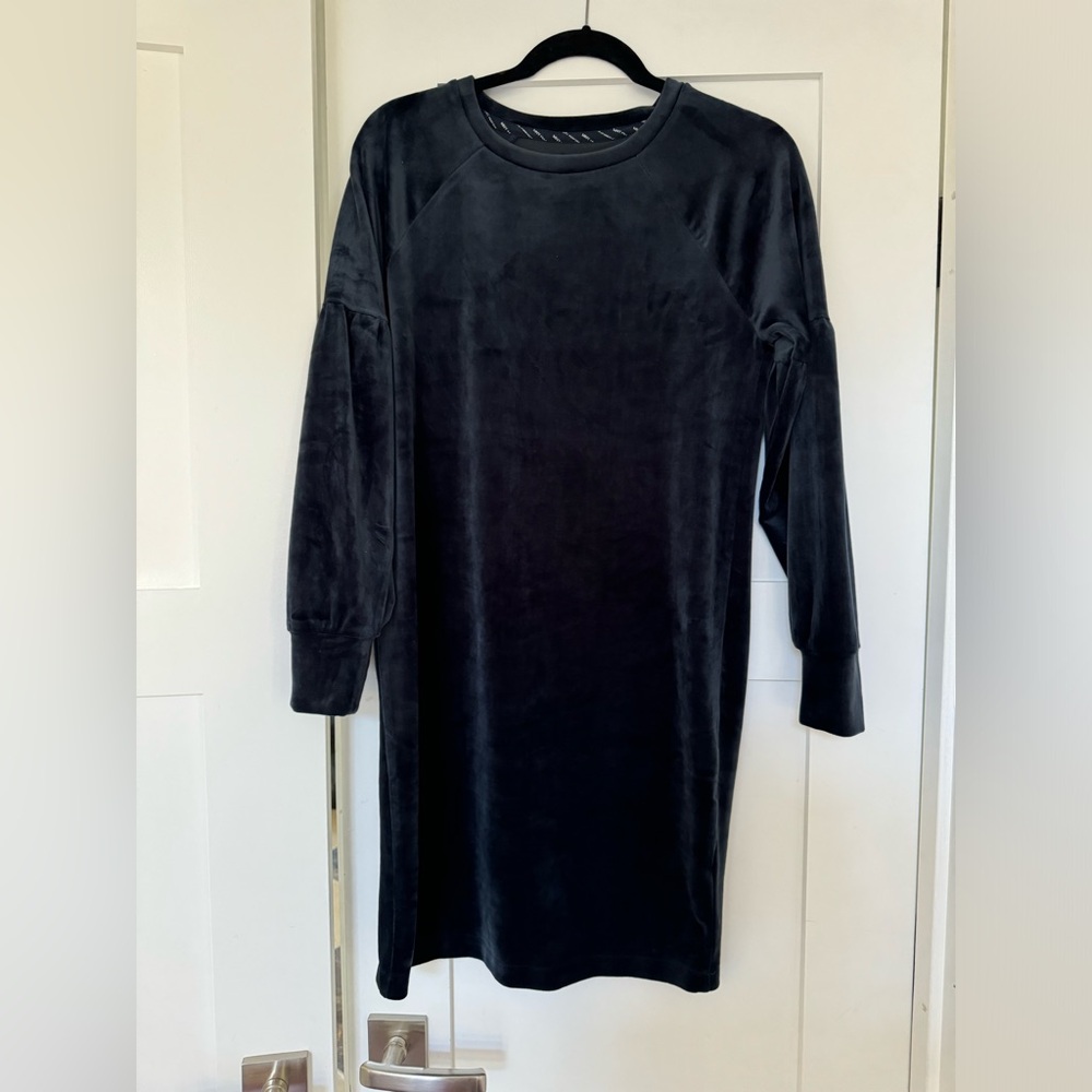 Beautiful velvet woman’s dress size S